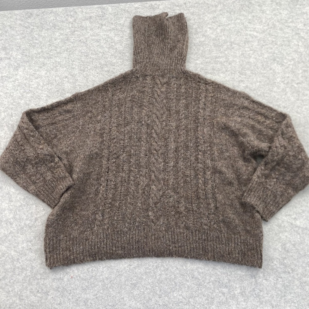 Shyanne Sweater Womens Medium Brown Turtleneck Cable Knit Oversized Cozy
